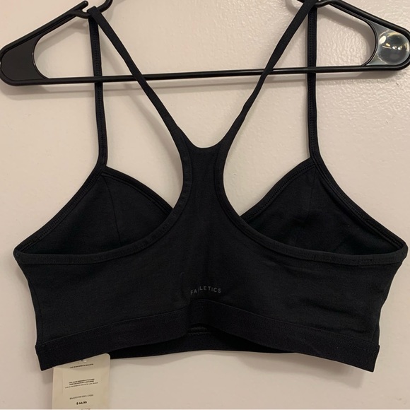 Women’s Fabletics Low Impact Lounge Bra-Black - Picture 4 of 6
